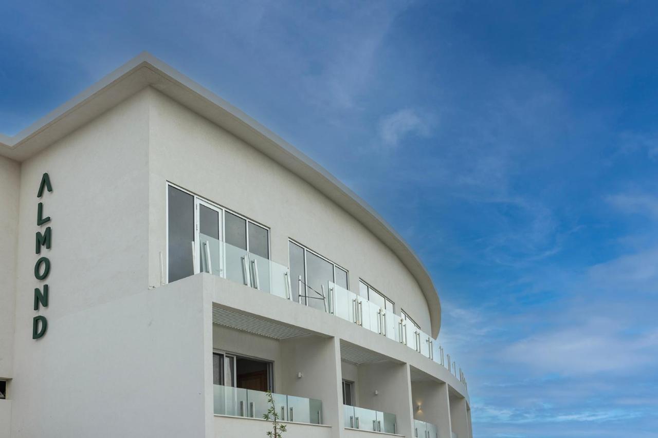 Almond Hotel - Adults Only Neve Ilan Exterior photo