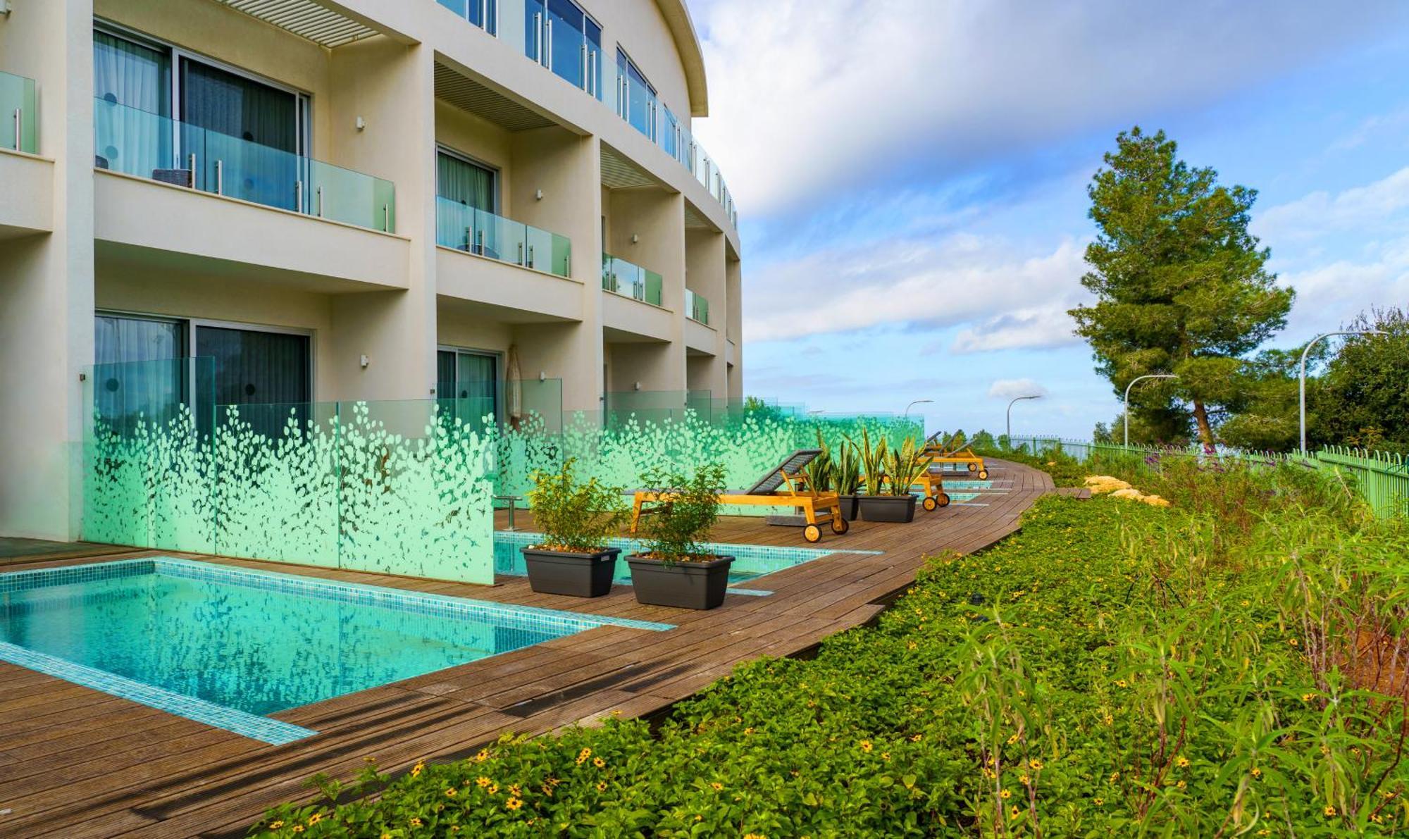 Almond Hotel - Adults Only Neve Ilan Exterior photo