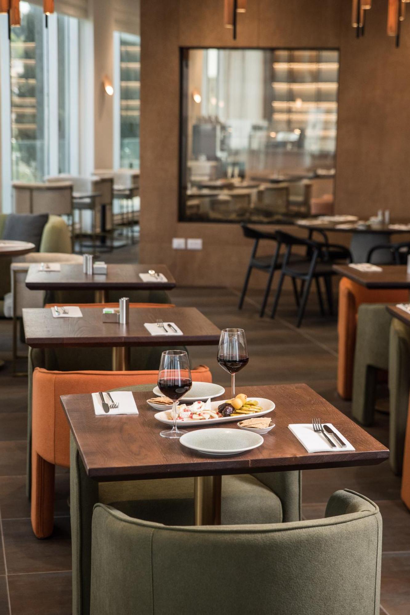 Almond Hotel - Adults Only Neve Ilan Exterior photo